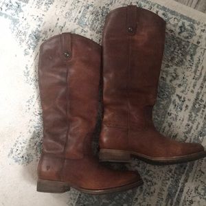 Frye Melissa Button Lug Tall Size 8